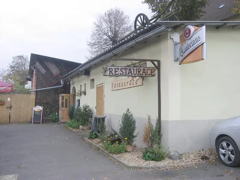 Vchod do restaurace Pegas
